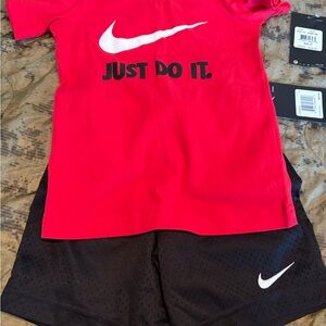 Nike Black and Red Kids Outfit NWT Size 3-4 Years Matching Set